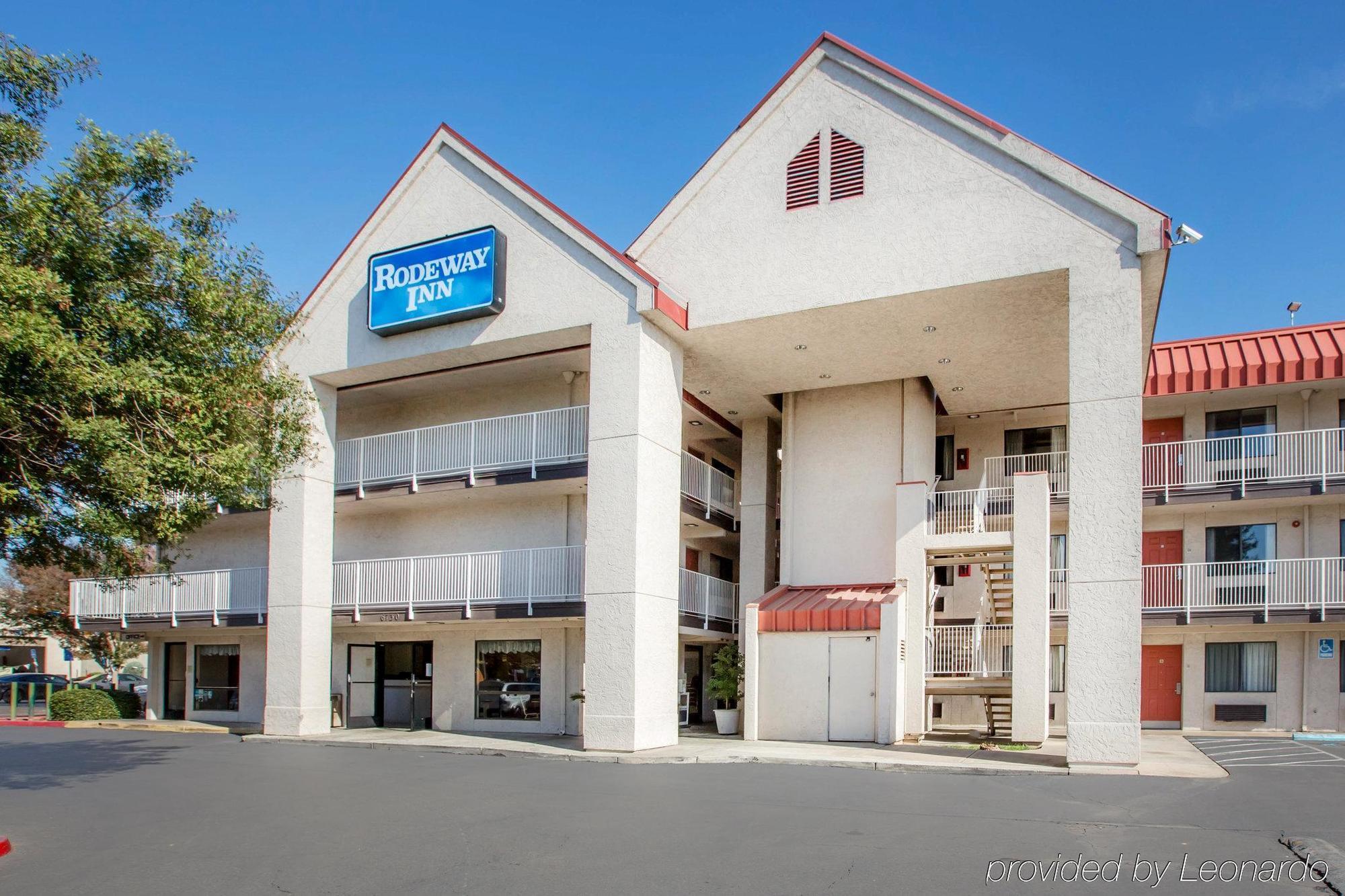 Motel 6-Fresno, Ca - Yosemite Hwy Exteriör bild