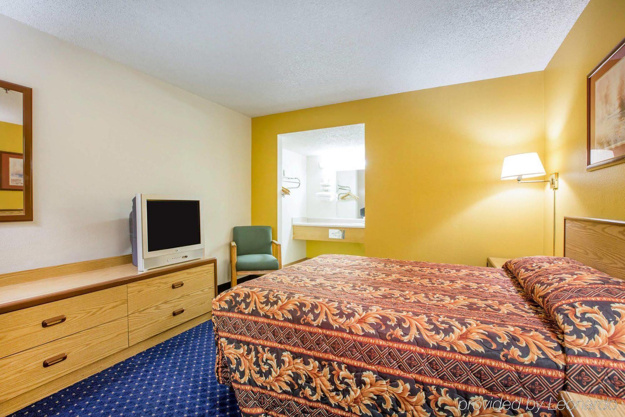 Motel 6-Fresno, Ca - Yosemite Hwy Exteriör bild