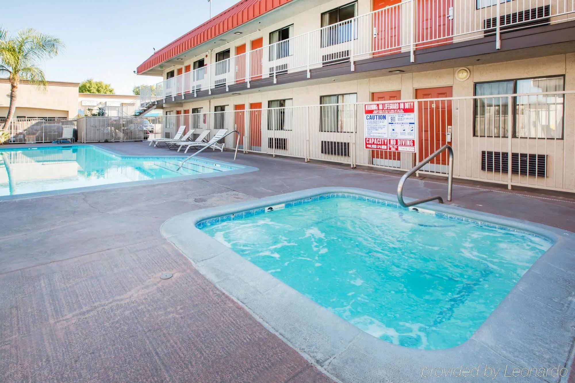Motel 6-Fresno, Ca - Yosemite Hwy Exteriör bild